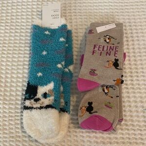 *5 for $20!* Cat themed socks set of 3 BNWT